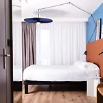 Ibis 3*