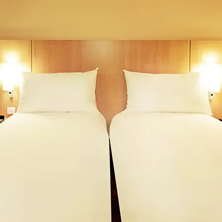 Ibis 3*