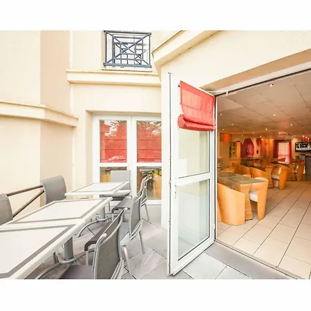 Ibis 3*